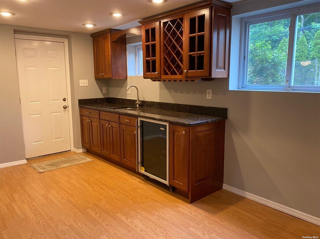 13 of 25 - 23 Duncan Lane, Huntington, NY