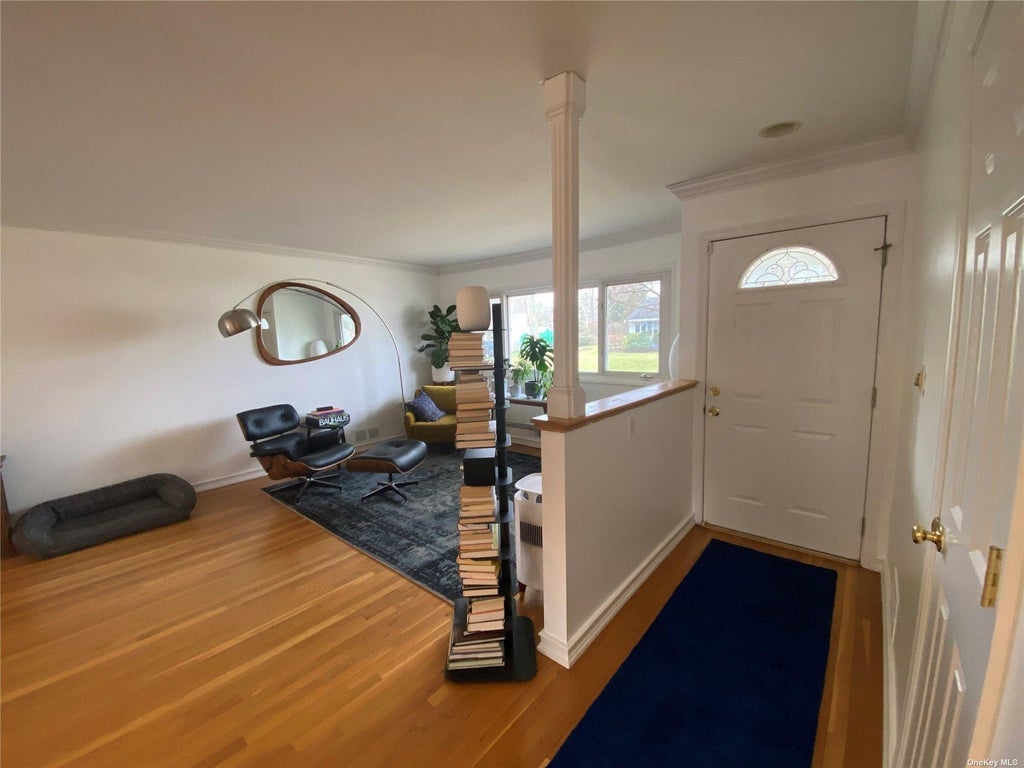 1 of 25 - 23 Duncan Lane, Huntington, NY