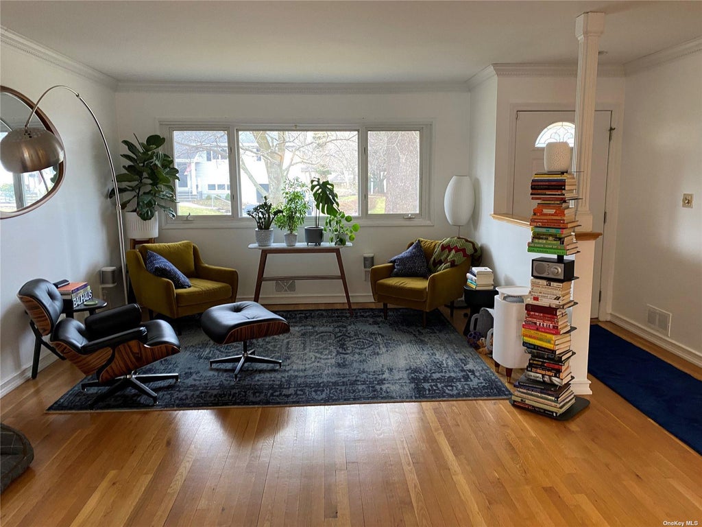 2 of 25 - 23 Duncan Lane, Huntington, NY
