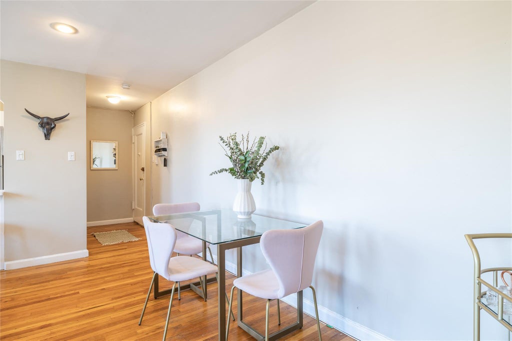 7 of 14 - 1 Jefferson Avenue # K11, Rockville Centre, NY
