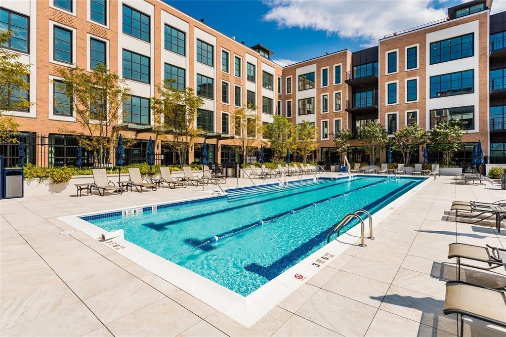 24 of 25 - 100 Garvies Point Road 1141, Glen Cove, NY
