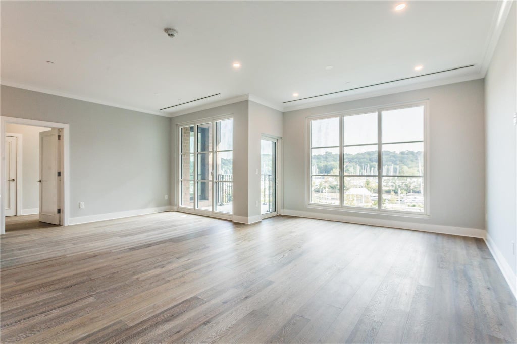 3 of 25 - 100 Garvies Point Road 1141, Glen Cove, NY
