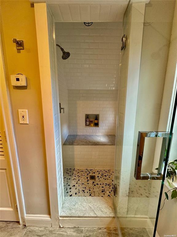 17 of 28 - 6 Frost Mill Road, Mill Neck, NY