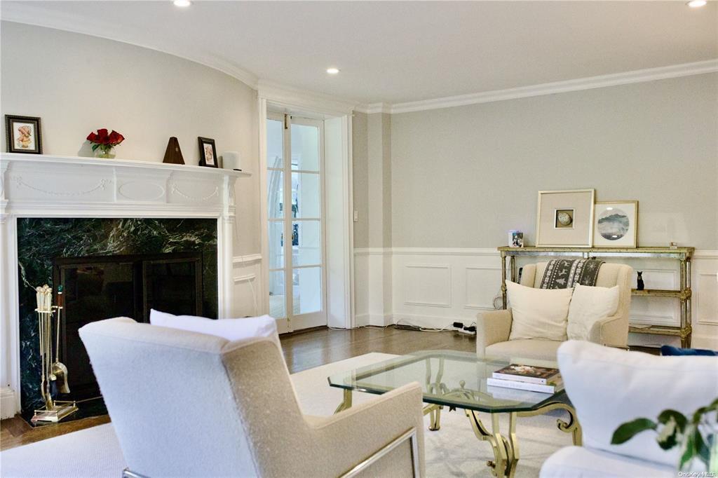 3 of 28 - 6 Frost Mill Road, Mill Neck, NY
