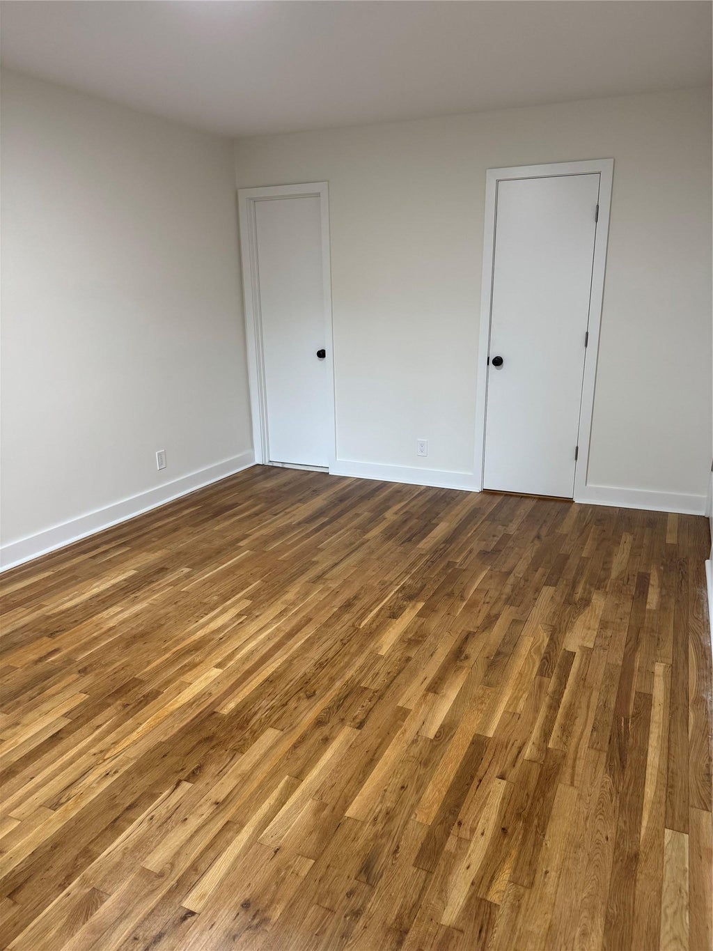 13 of 21 - 61-21 185th St., Fresh Meadows, NY