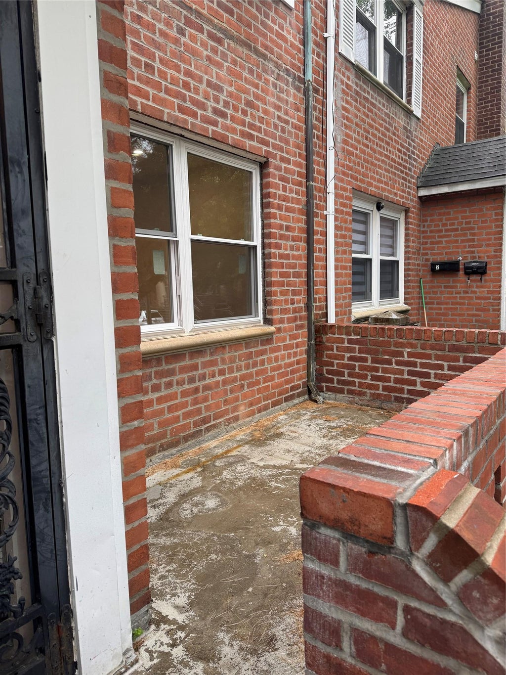 18 of 21 - 61-21 185th St., Fresh Meadows, NY