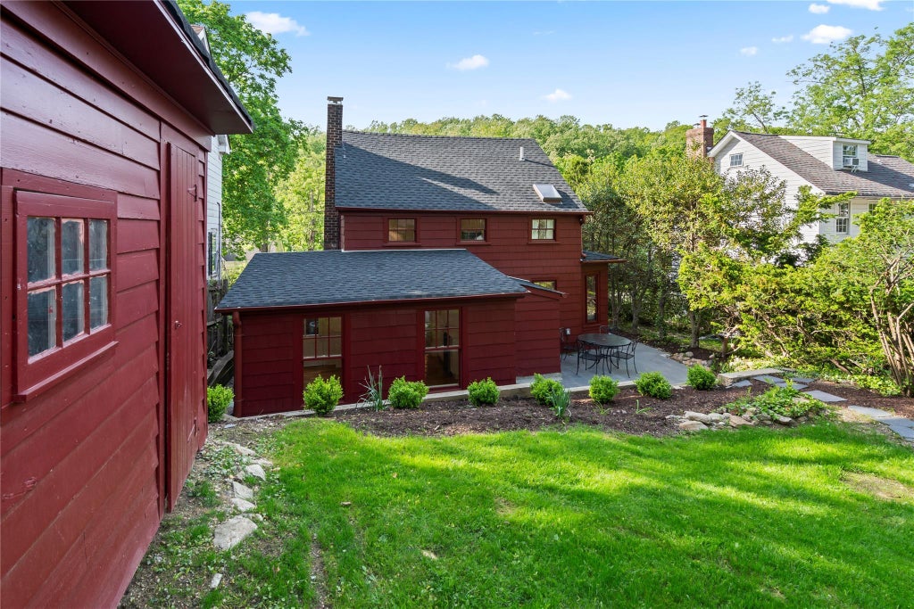 21 of 27 - 152 Main St., Cold Spring Harbor, NY