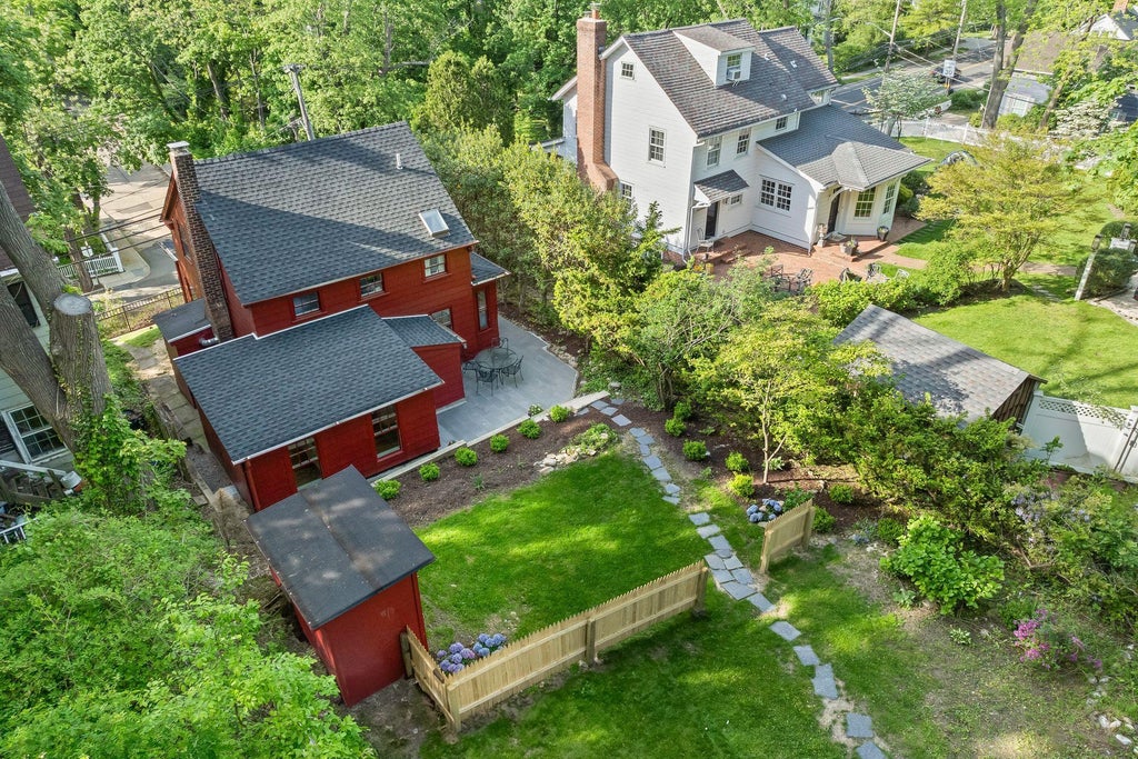 23 of 27 - 152 Main St., Cold Spring Harbor, NY
