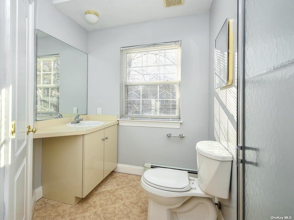 14 of 32 - 48b Marwood Road, Port Washington, NY