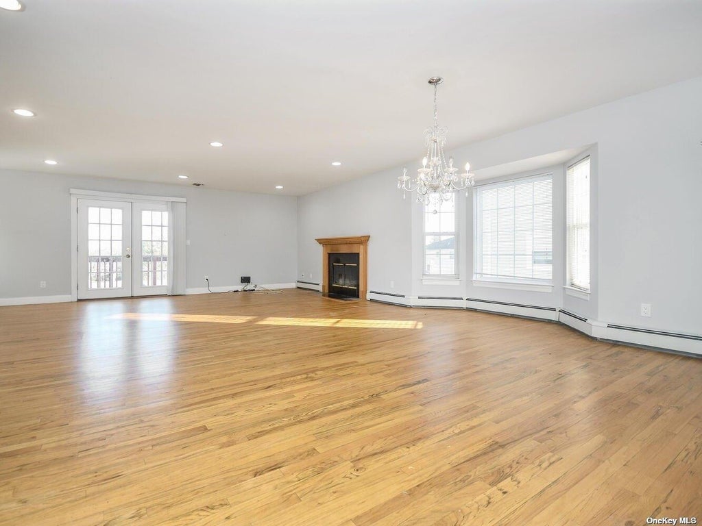 2 of 32 - 48b Marwood Road, Port Washington, NY