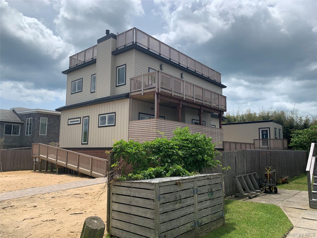 7 Atlantic Avenue, Seaview