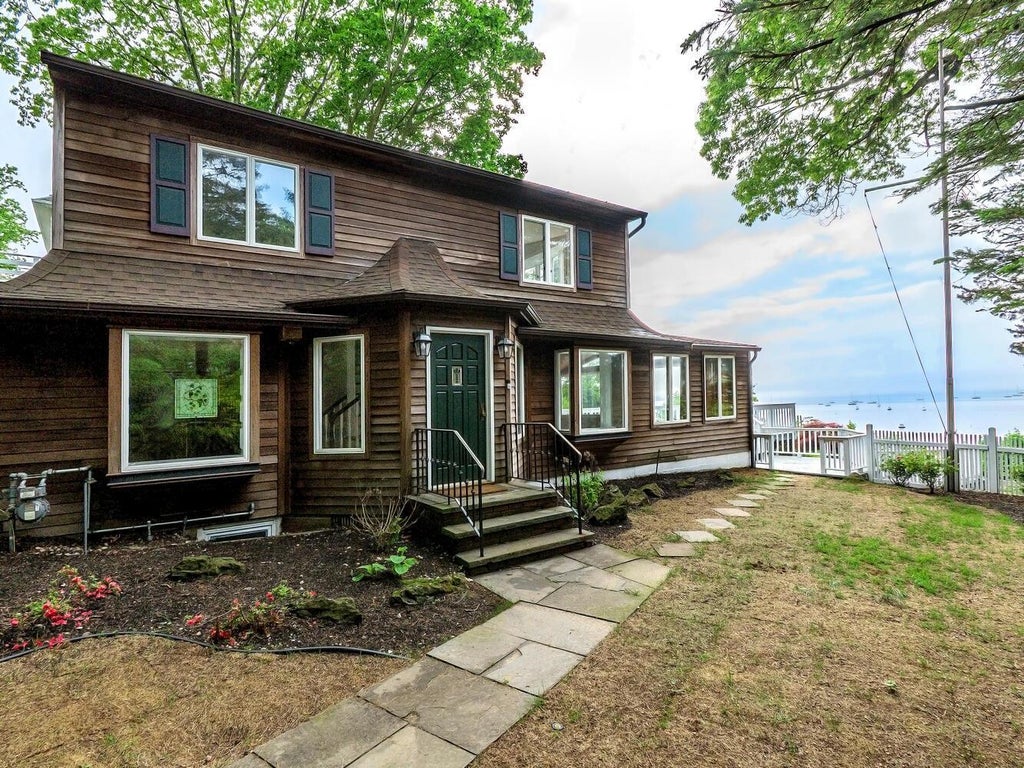 4 of 31 - 38 Prospect Avenue, Sea Cliff, NY