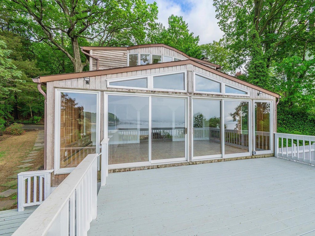 5 of 31 - 38 Prospect Avenue, Sea Cliff, NY