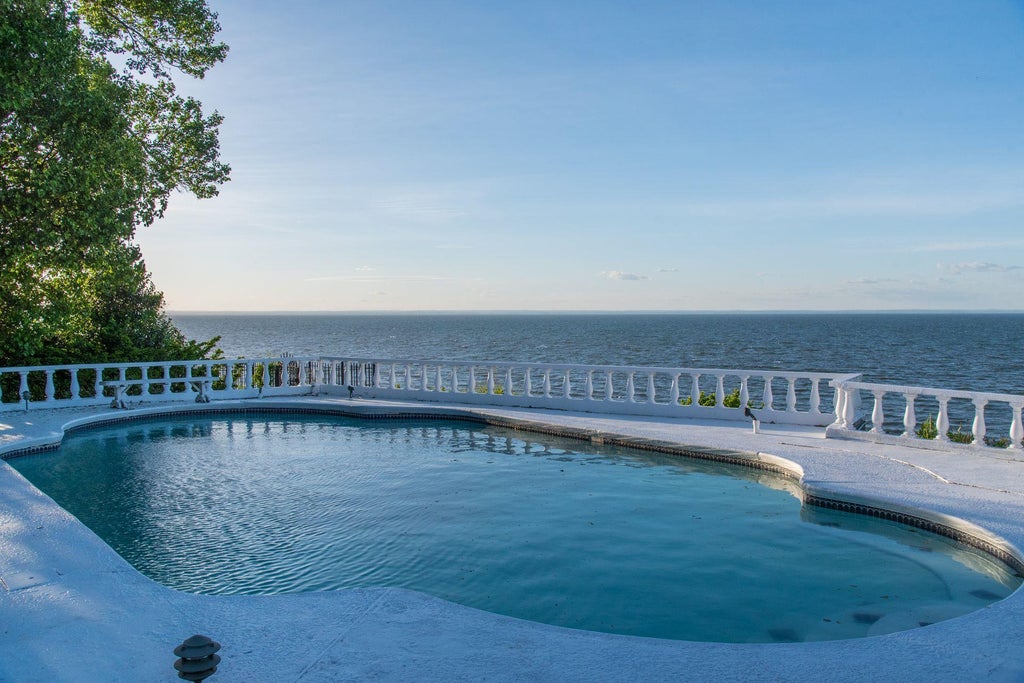 1 of 41 - 10 Beach Hill, Northport, NY