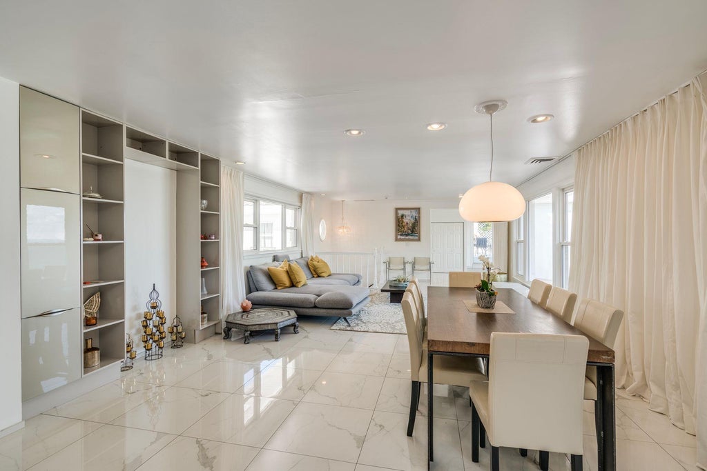 14 of 41 - 10 Beach Hill, Northport, NY