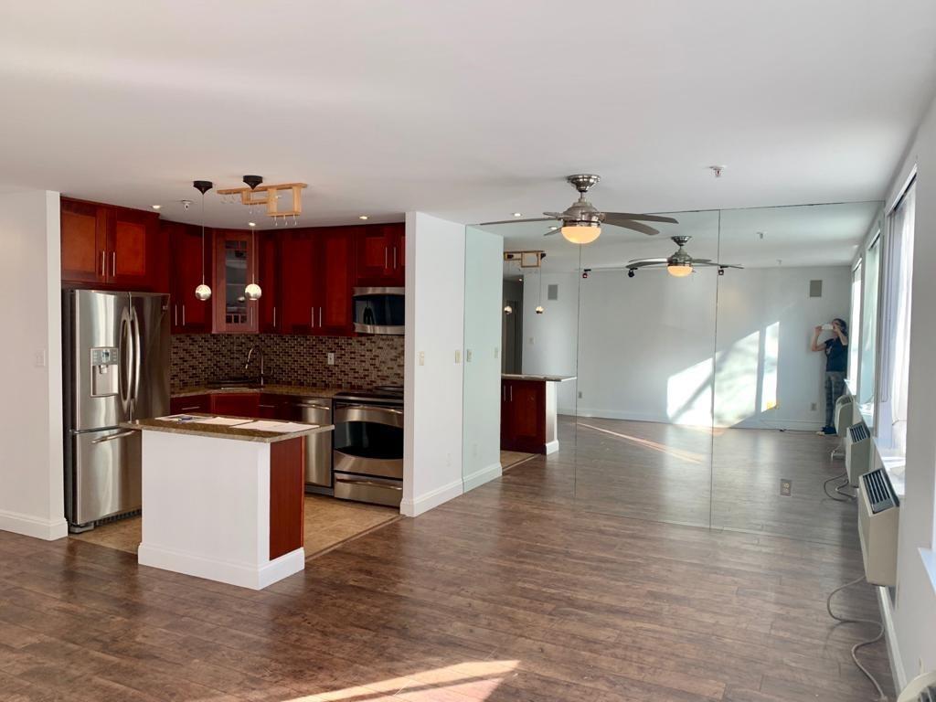 1 of 9 - 10 Canterbury Road 1g, Great Neck, NY
