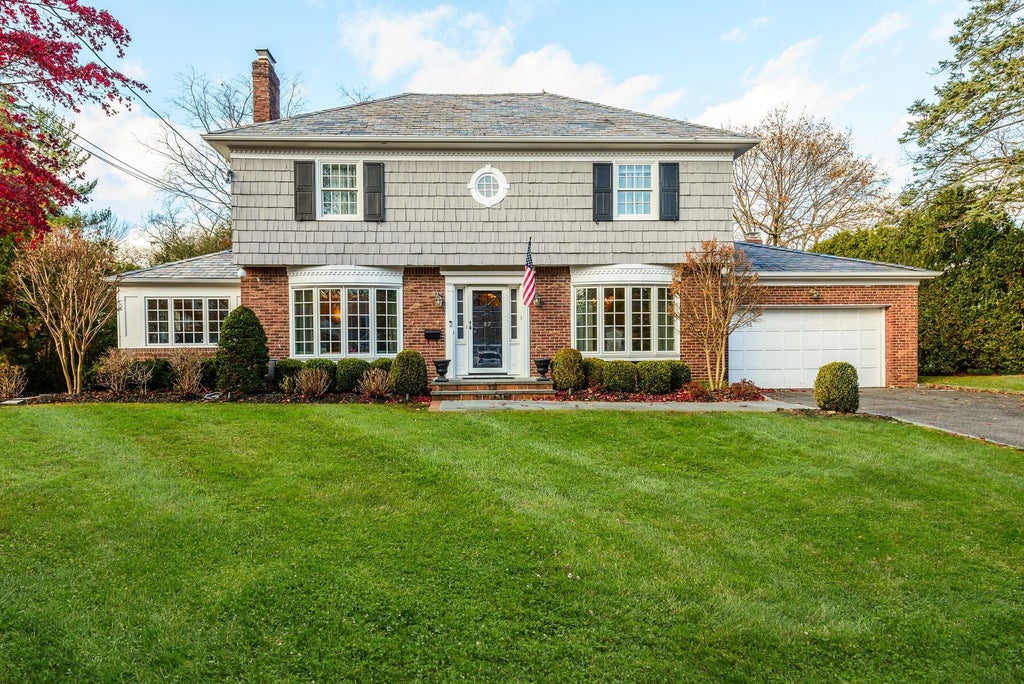 1 of 31 - 47 Whistler Road, Manhasset, NY