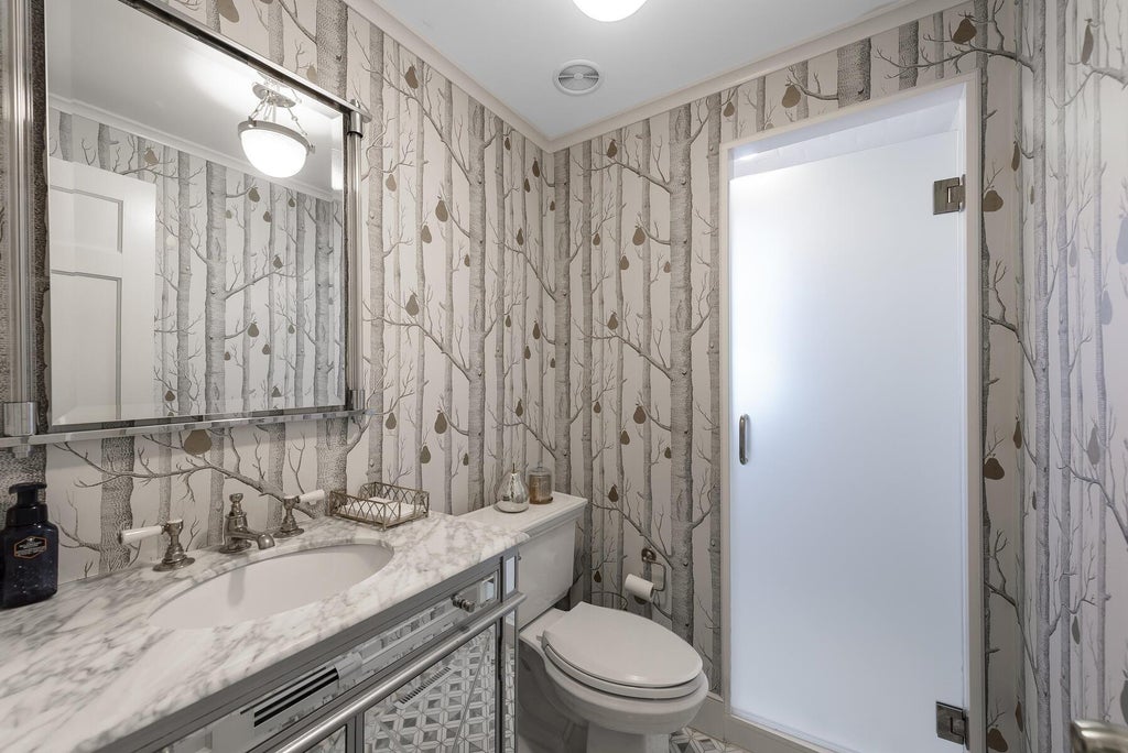 18 of 31 - 47 Whistler Road, Manhasset, NY