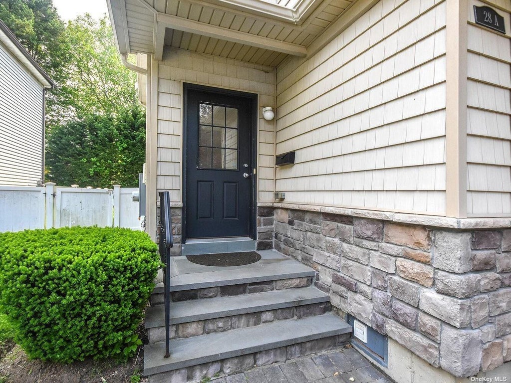1 of 34 - 28a Dunes Lane, Port Washington, NY