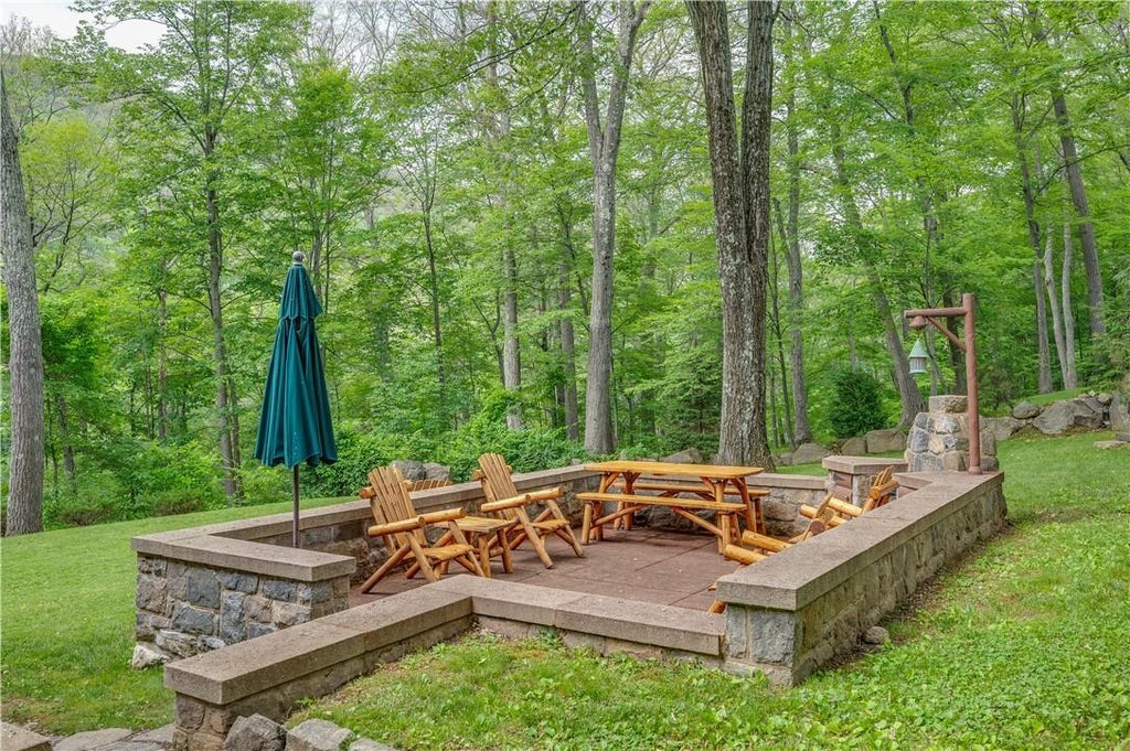26 of 50 - 77 Lake Drive, Cold Spring, NY