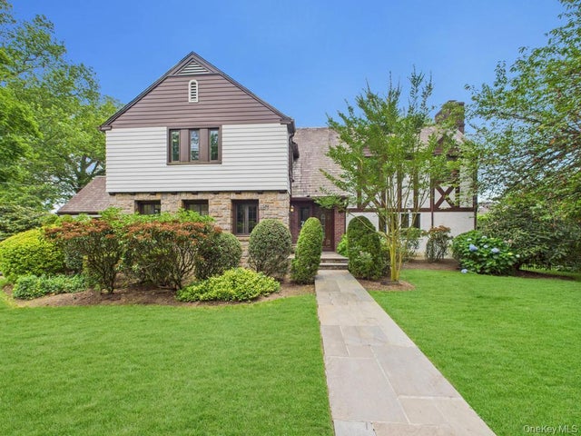 75 Lord Kitchener Road, New Rochelle