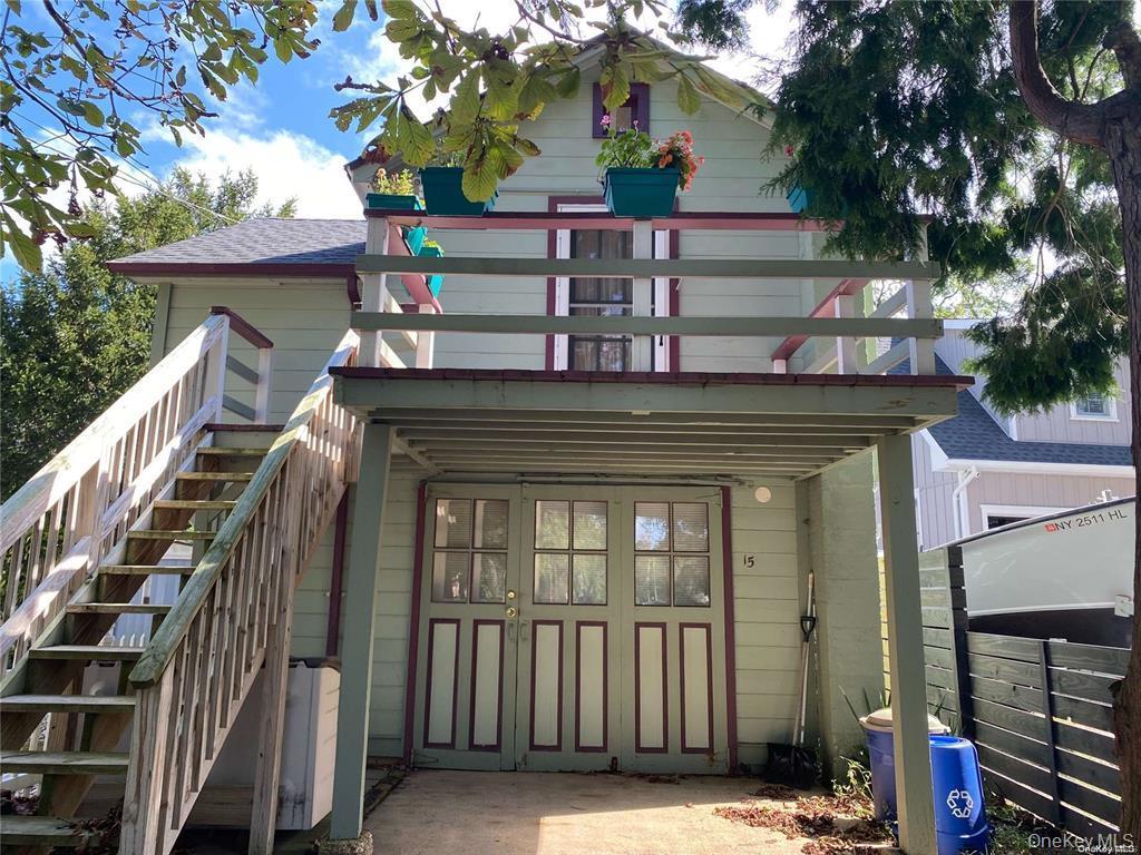 15 King Road, Bayville