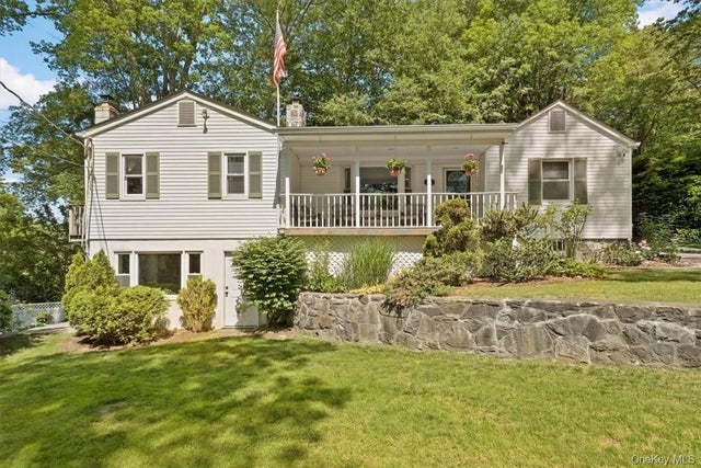 13 Split Rock Road, Mahopac