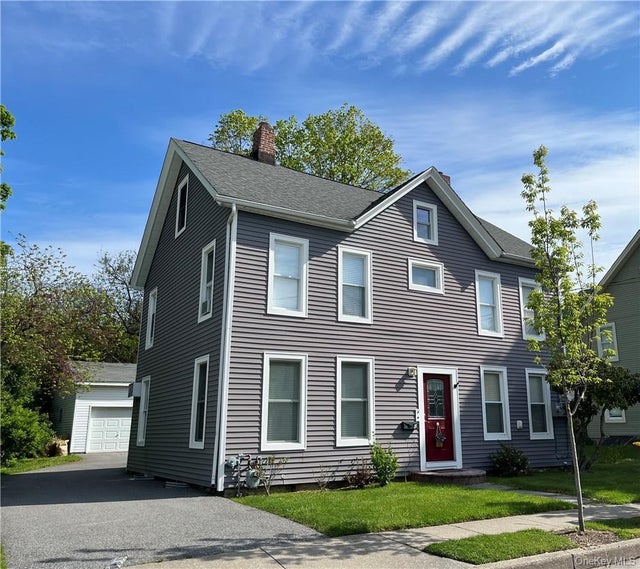 6 Cottage Street # #2, Warwick