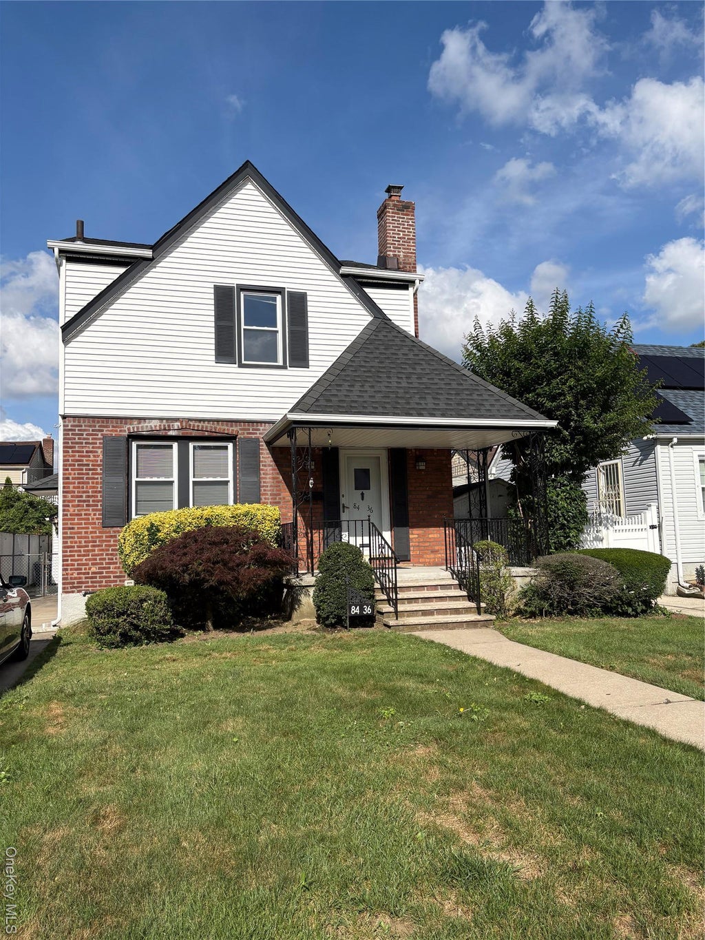 8436 252nd Street, Bellerose