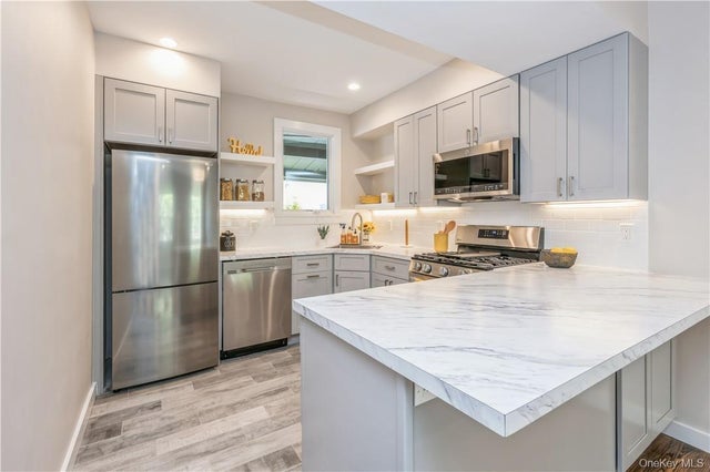 2 Main Street # 2e, Hastings-on-Hudson