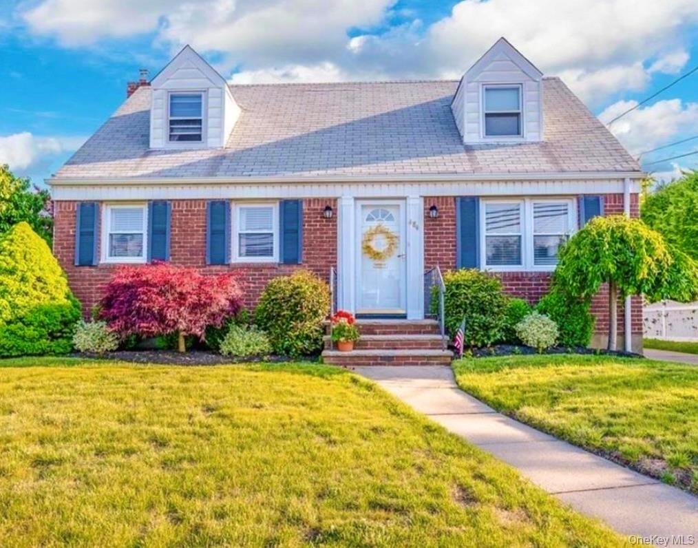 484 Chelsea Road, Oceanside