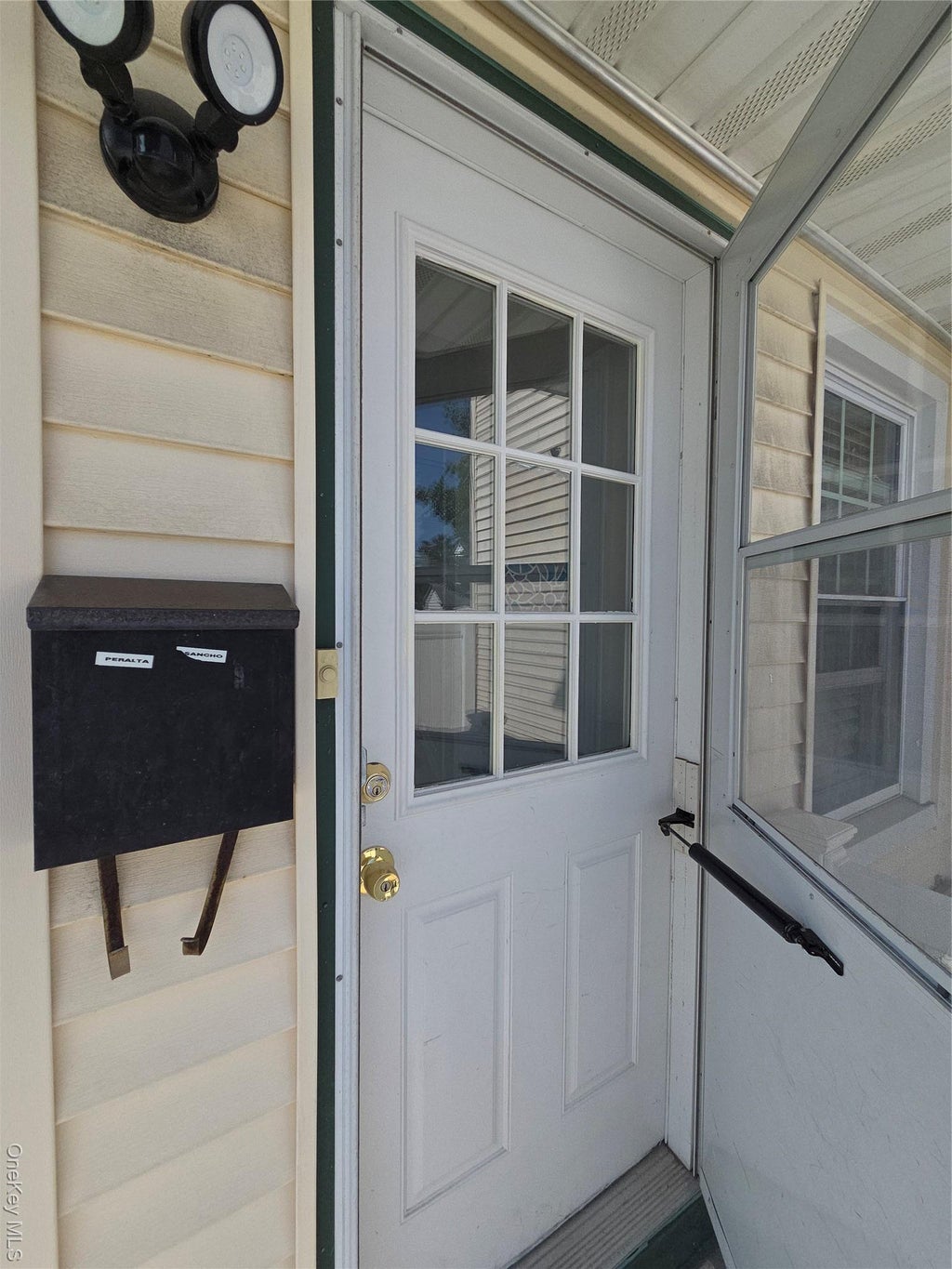 745 Lakeside Dr., Baldwin