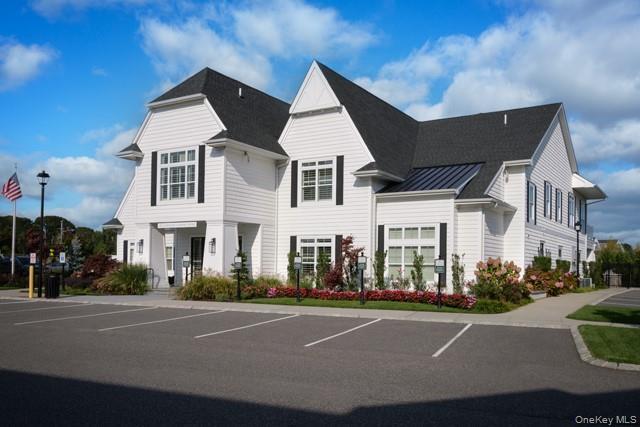 5 Sutton Court # 5, Mount Sinai