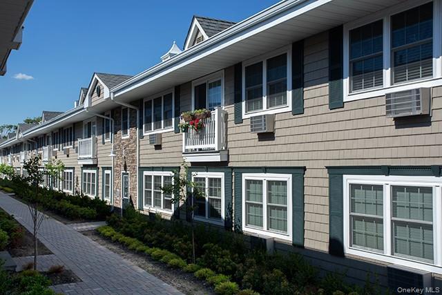 333 Candee Avenue # A6, Sayville