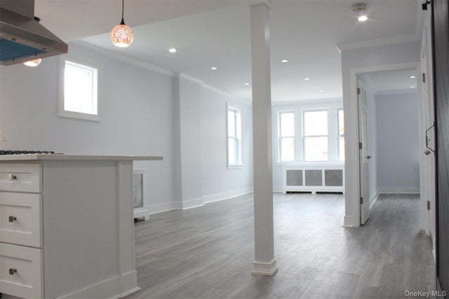 451 Warburton Avenue # 3, Hastings-on-Hudson