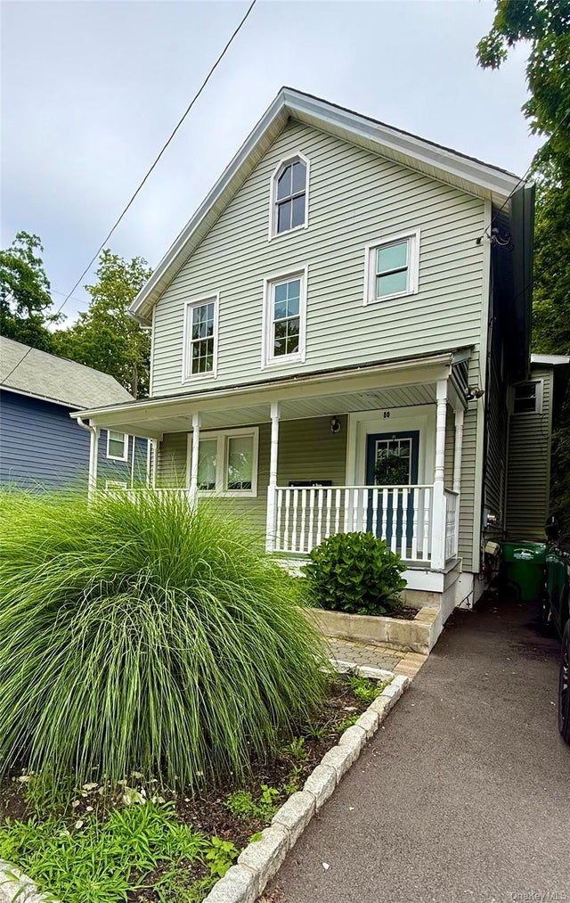 Photo of Listing #928625