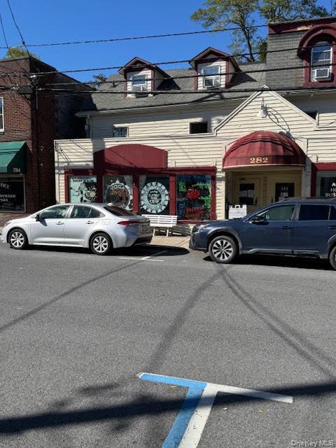 Photo of Listing #928699