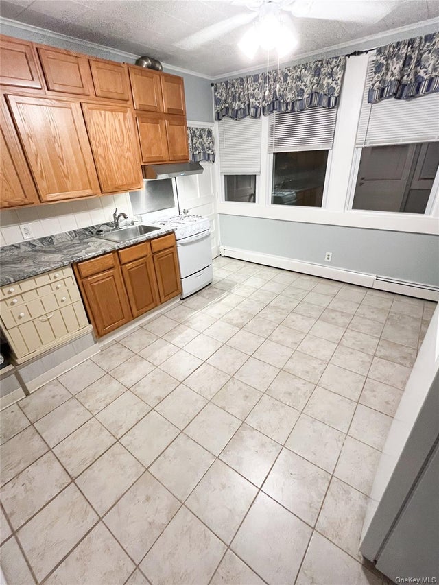 2 Maple Drive, Mahopac