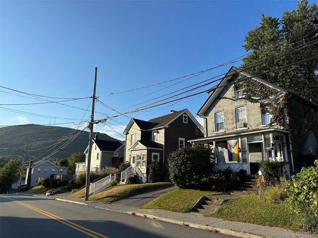 369 Verplanck Avenue, Beacon