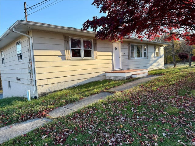 90 North Road, Bloomingburg