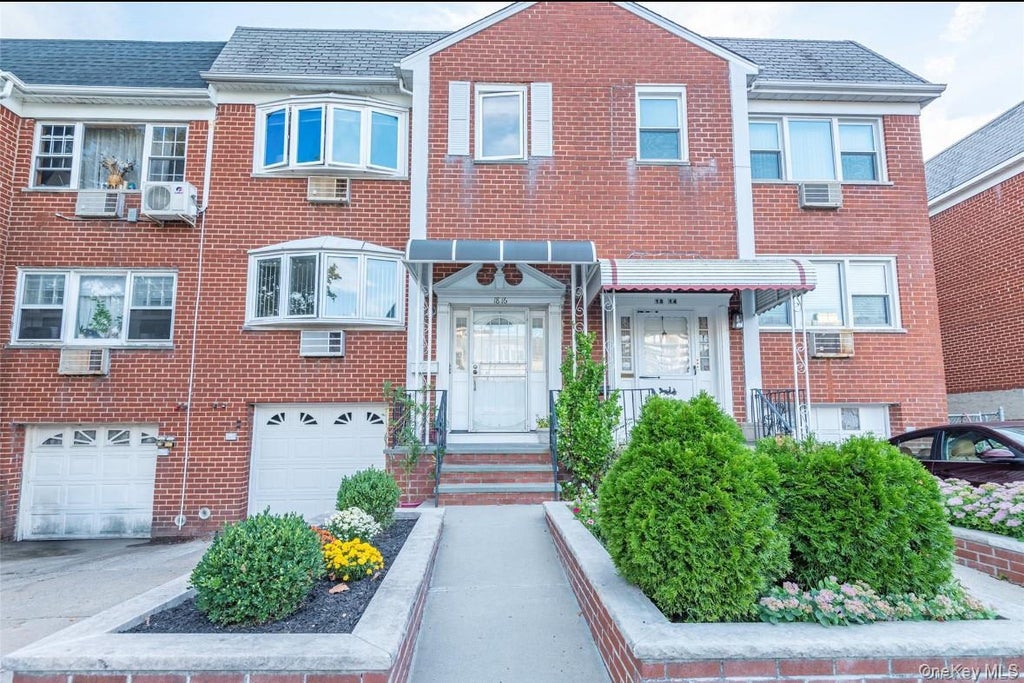 18-16 Bell Boulevard # 3, Bayside