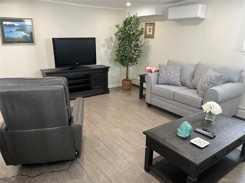 321 W Walnut Street # 2, Long Beach