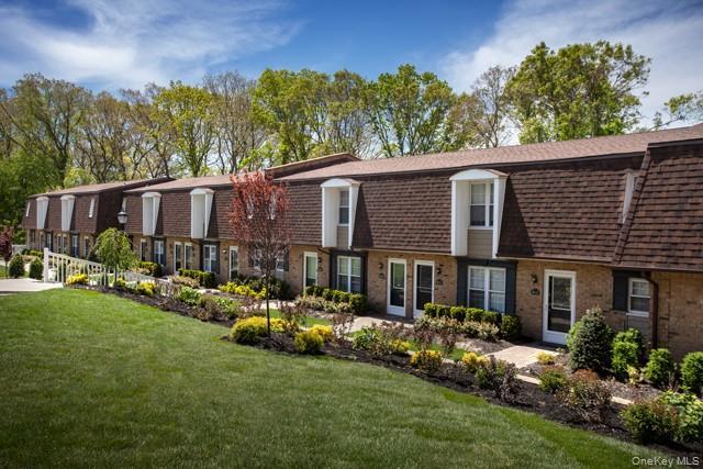 100 Villa D'est Drive # D-16, Coram