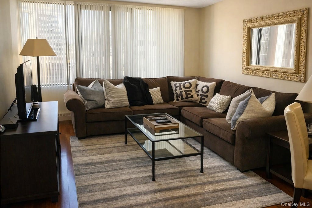 4 Martine Avenue # 1001, White Plains