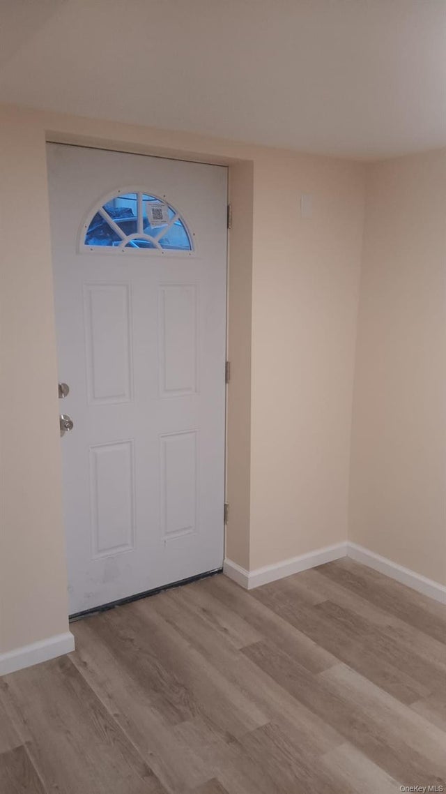 Photo of Listing #952362