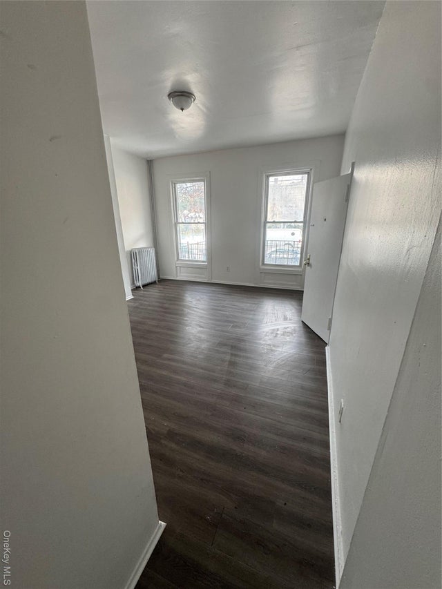 238 S 3rd Avenue, Mount Vernon