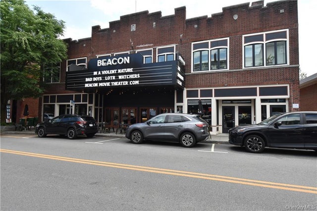 Photo of Listing #956515