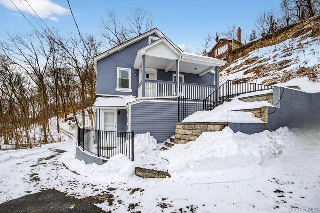 139 S Kensico Avenue, Valhalla