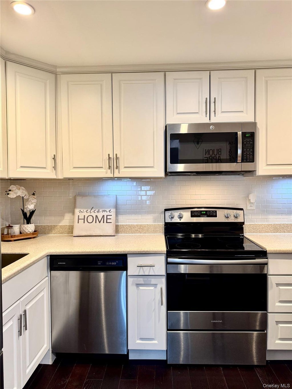 634 Fox Run Lane, Carmel