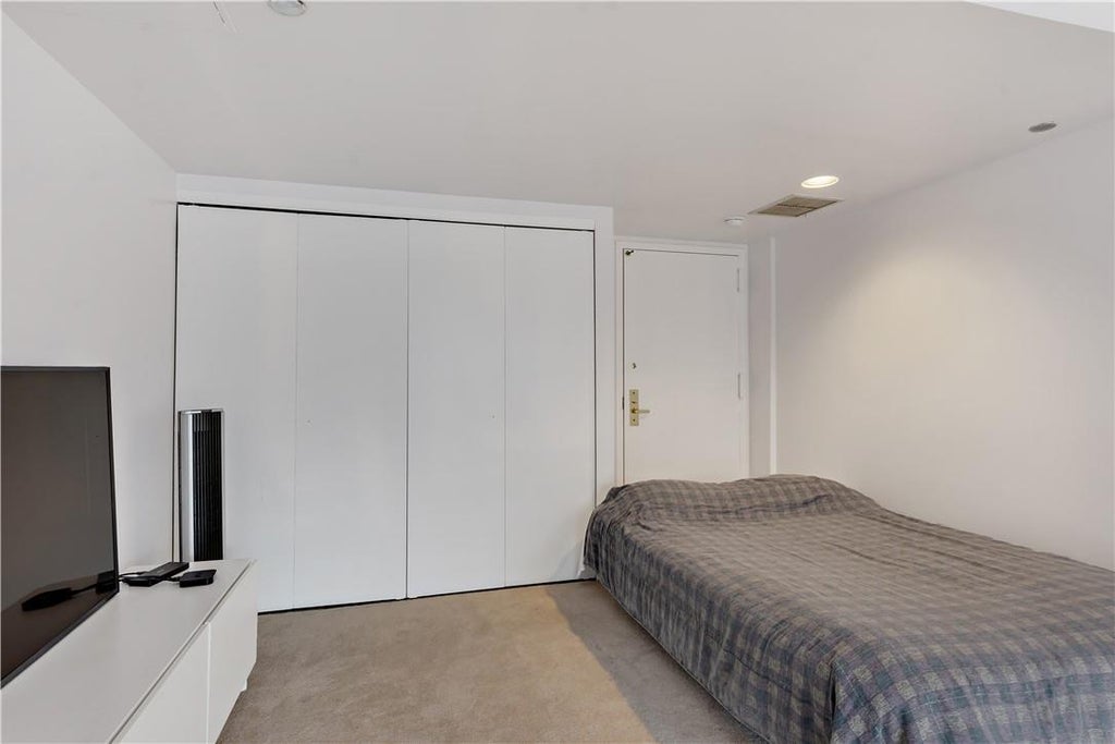 13 of 24 - 23 Water Grant St. # 4j, Yonkers, NY